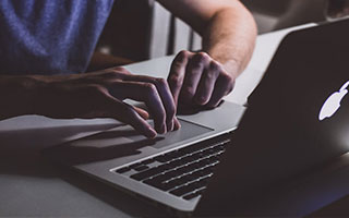 乐鱼体育官网下载-切尔西防守球员完美执行战术，切尔西防守型中场