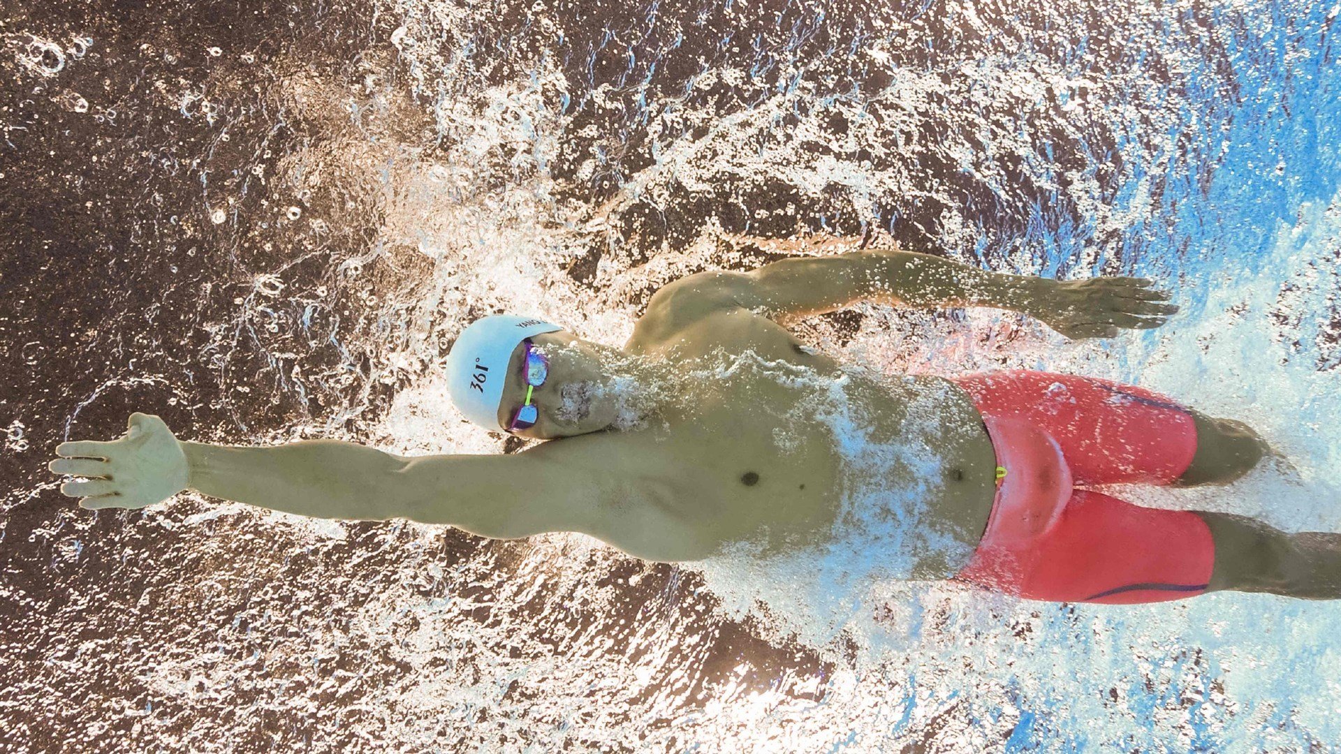 水球比赛吉尔吉斯斯坦防守反击有序,水球比赛吉尔吉斯斯坦防守反击有序还是无序