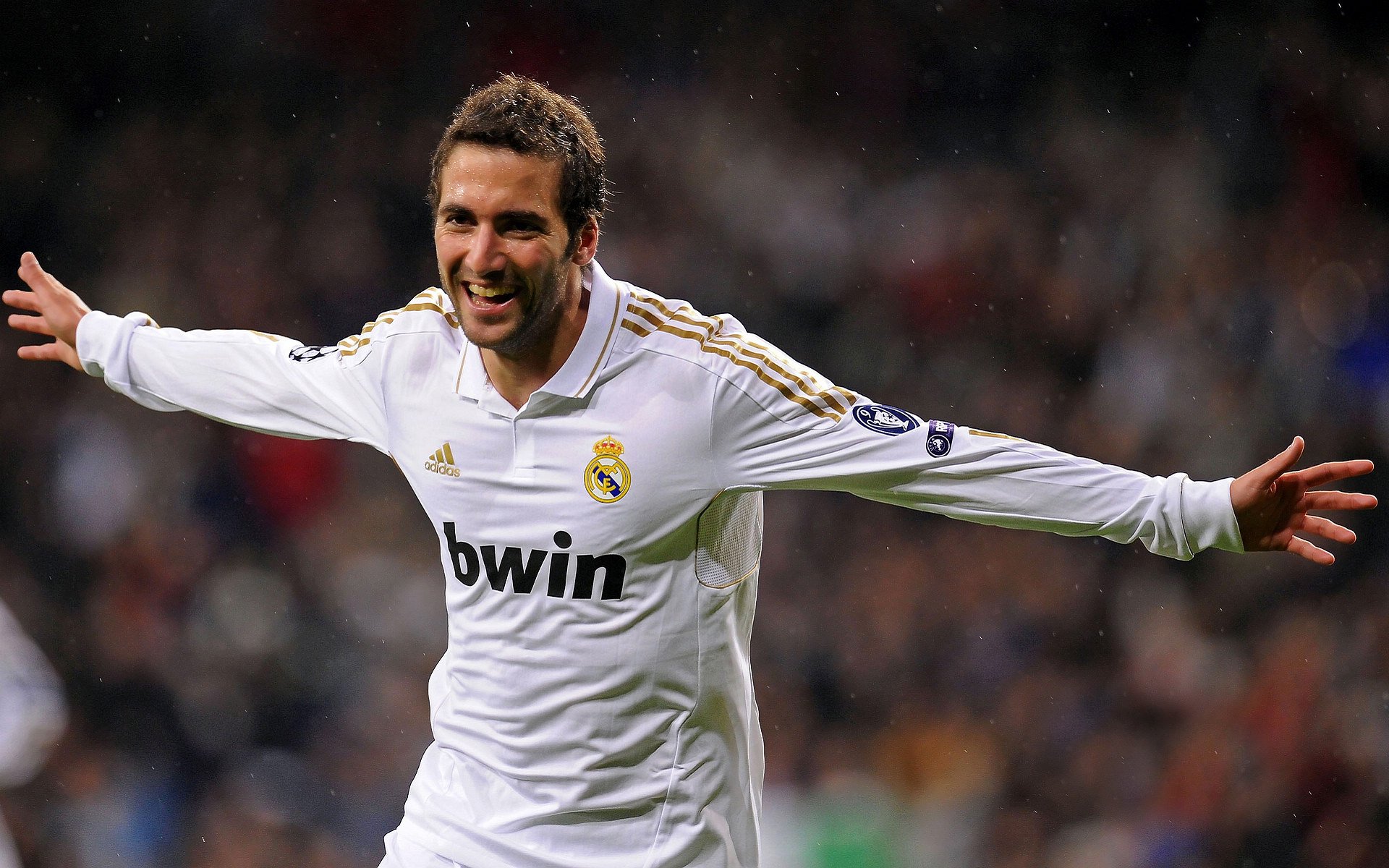 乐鱼app-国足球员心理压力管理，中国足球迷的心理